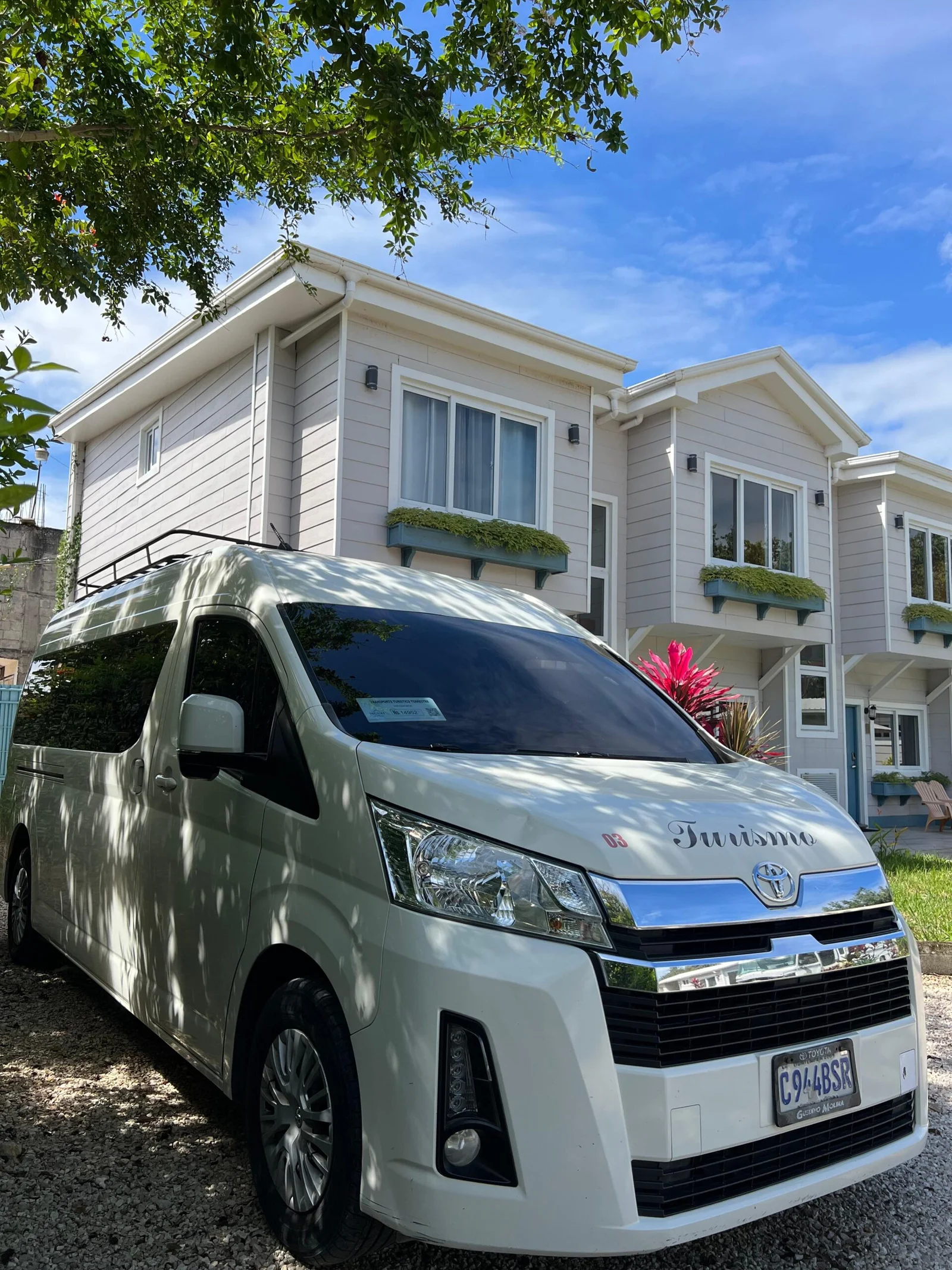 Servicio de transporte Daniel's Tours